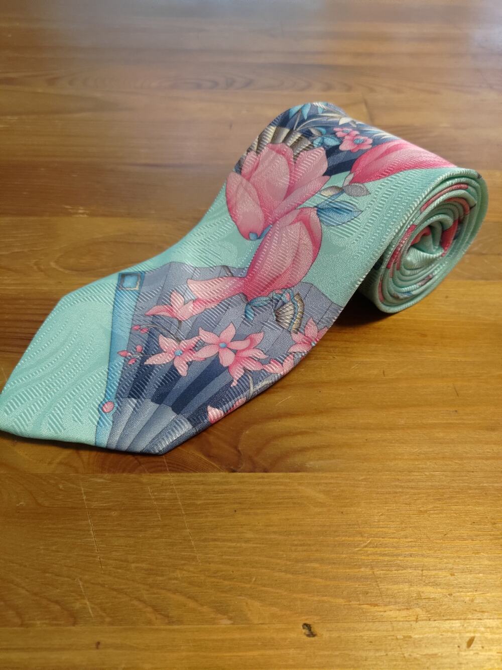 Leonard Paris 100% Silk Powder Blue Cherry Blossoms Fan Pattern 58" x 3.5"